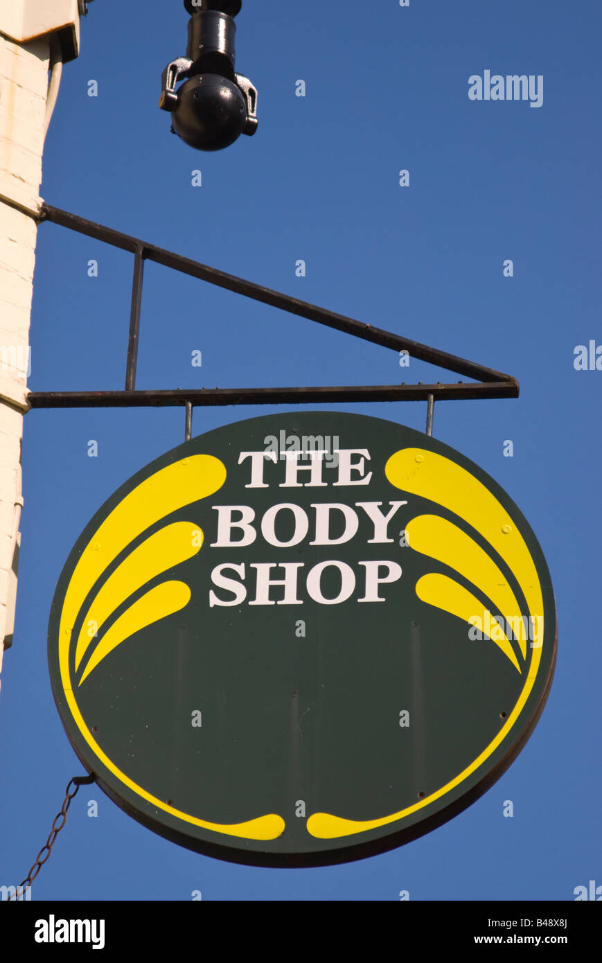 Il body shop Logo su un segno al di fuori del negozio Foto Stock