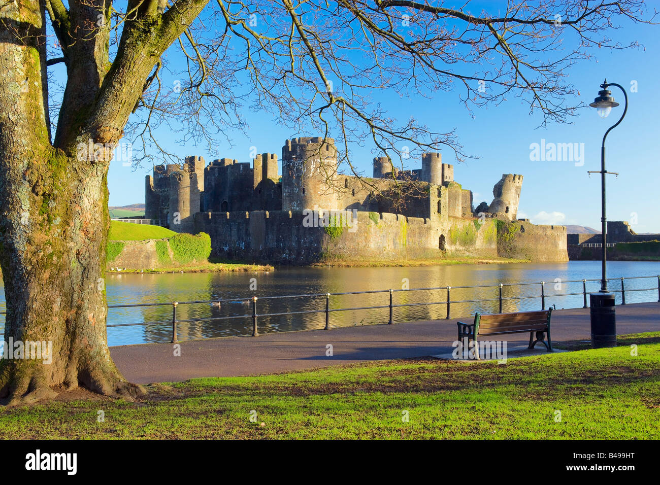 Castello di Caerphilly Caerphilly Mid Glamorgan Galles Foto Stock