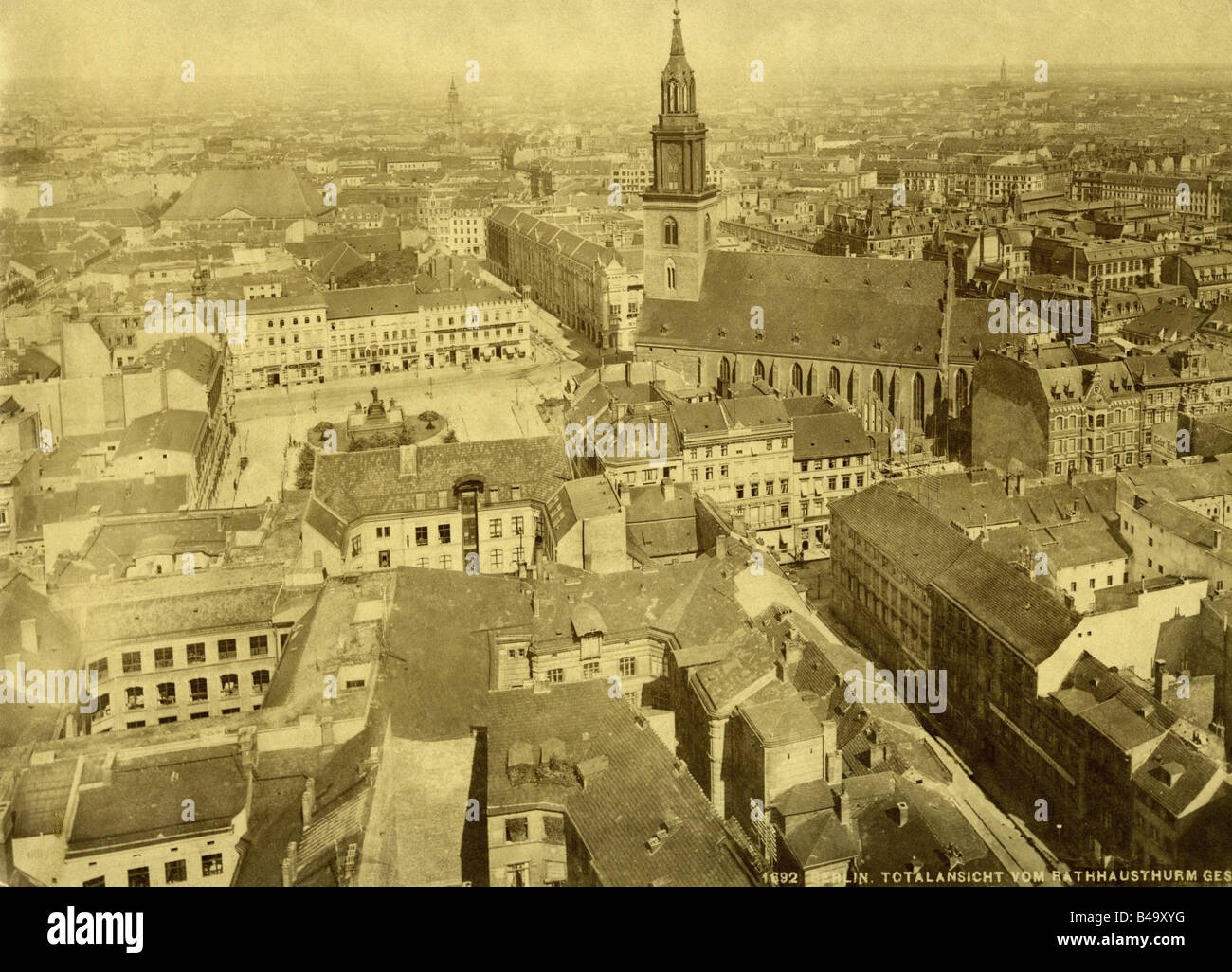Geografia / viaggio, Germania, Berlino, vista sulla città / città, nuovo mercato e chiesa di Santa Maria `s, vista dalla torre del Municipio Rosso, fotografia, circa 1900, Foto Stock