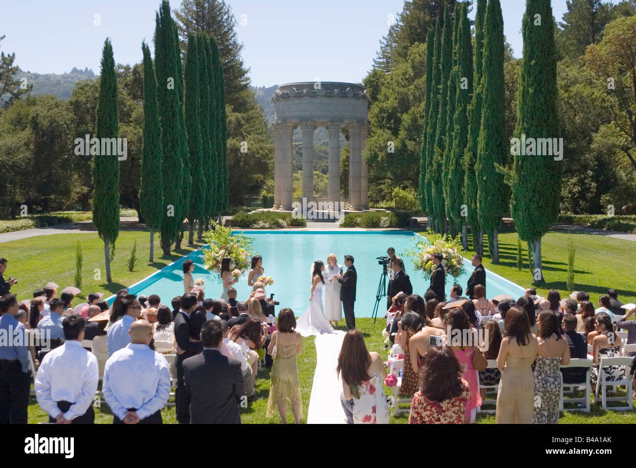 Cerimonia di matrimonio a Plugas Tempio dell'Acqua San Mateo Coutny California USA Foto Stock