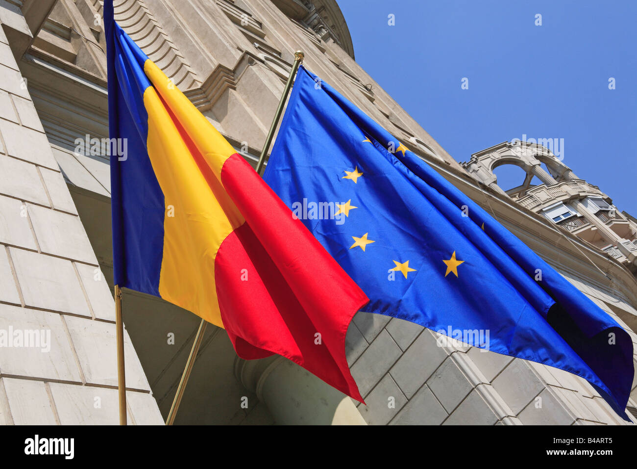 Bucarest, UE e Romania Bandiere Foto Stock