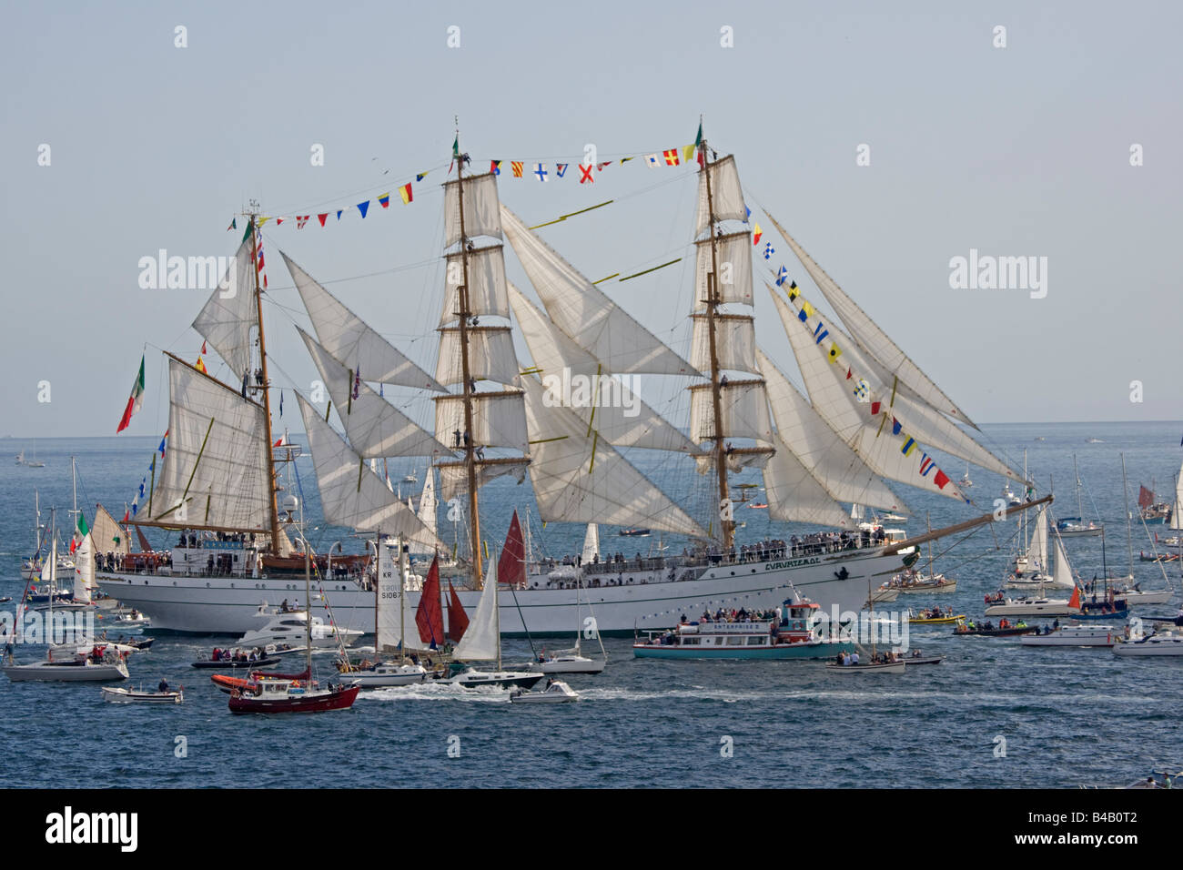 Cuauhtemoc tre masted barque Funchal 500 TALL SHIPS REGATTA Pendennis Point Falmouth Cornwall Regno Unito Foto Stock