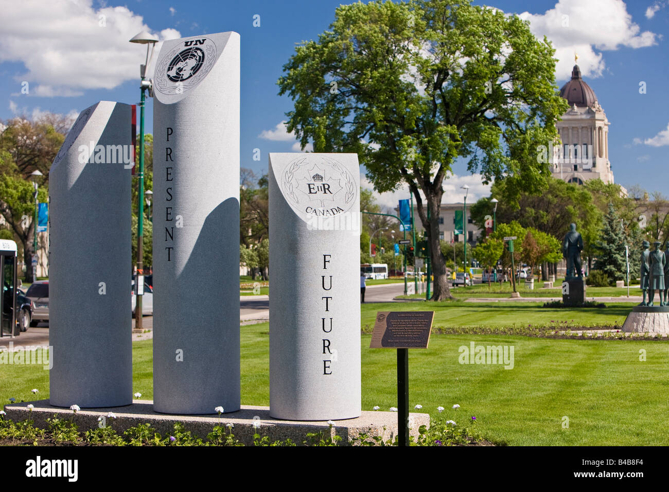 Passato, Presente e Futuro un monumento nel parco memoriale della città di Winnipeg, Manitoba, Canada. Foto Stock