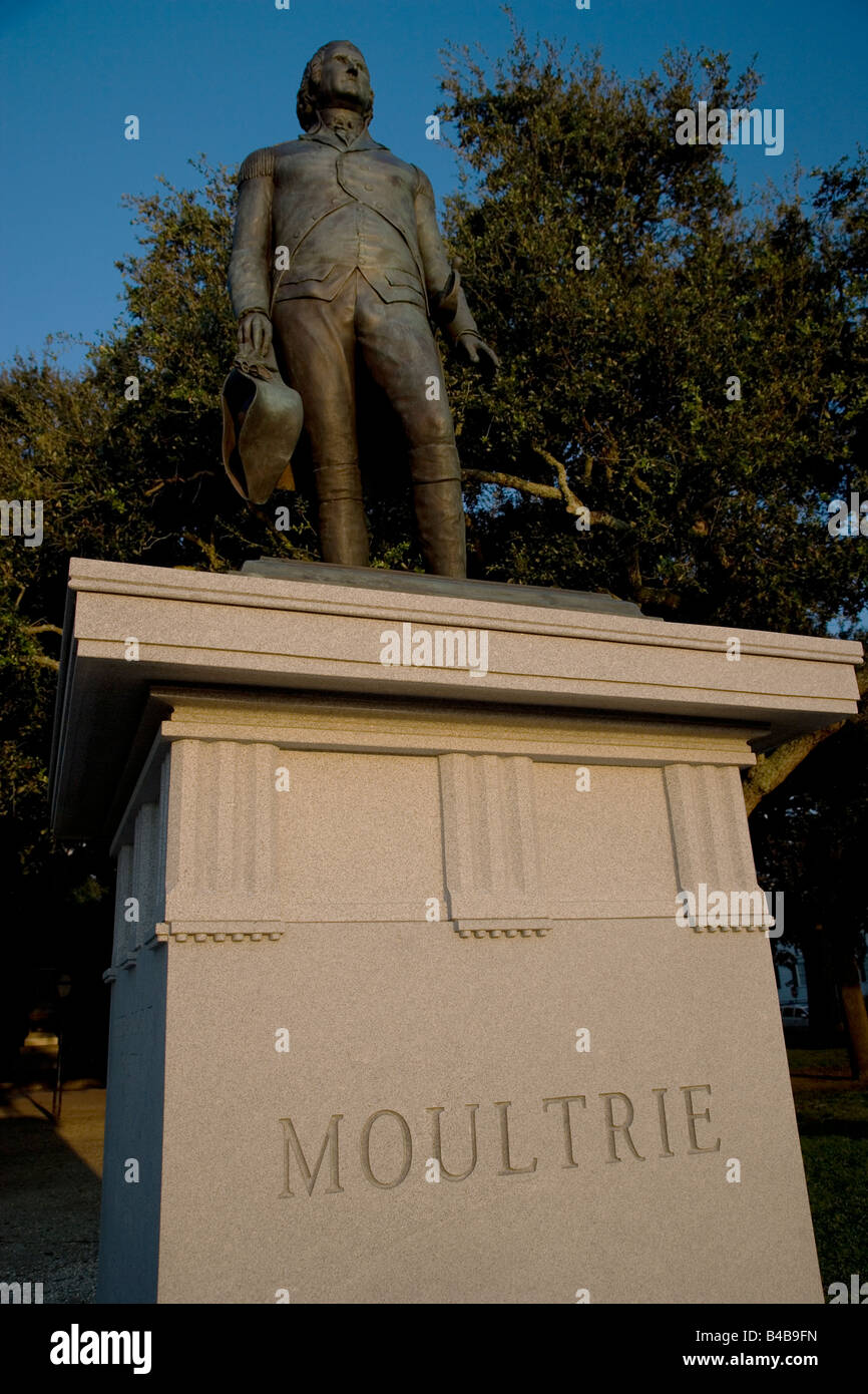 Statua del Generale William Moultrie al punto di bianco giardini nel centro storico di Charleston SC Moultrie noto come la palude Fox Foto Stock