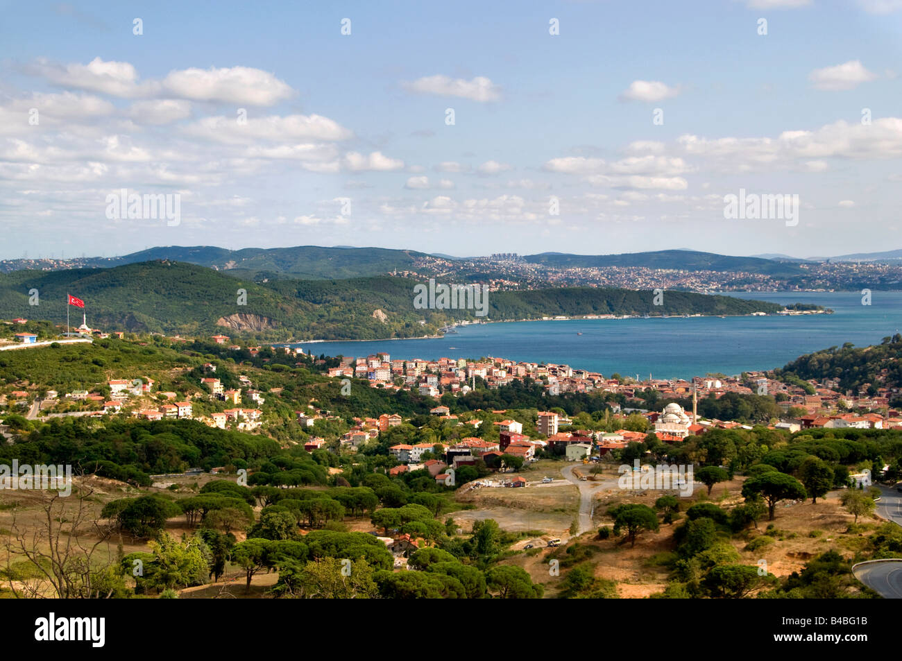 Rumeli Kavagi Sariyer Bosphorus Istanbul sky line entry Mar Nero Foto Stock