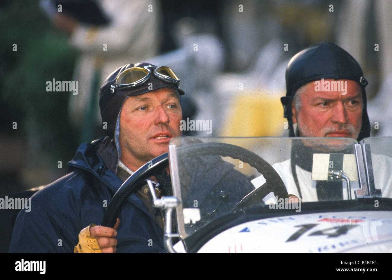 Auto, Jochen Mass, persone, motore sport, Formel 1, Race Driver, Ritratto, vintage, circa Mille Miglia del 2002 Foto Stock