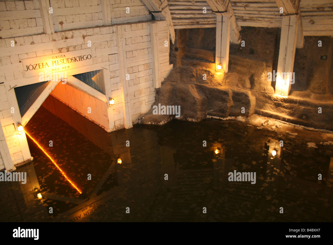 Le Miniere di Sale di Wieliczka in Polonia nei pressi di Cracovia. Lago Sotterraneo Foto Stock