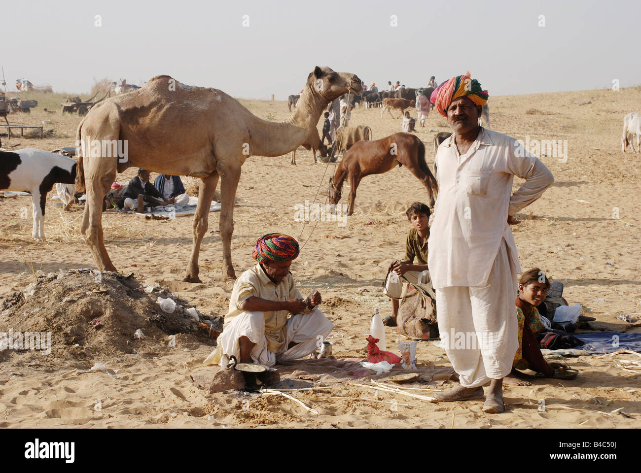 Venditori al Camel Fair Pushkar Foto Stock