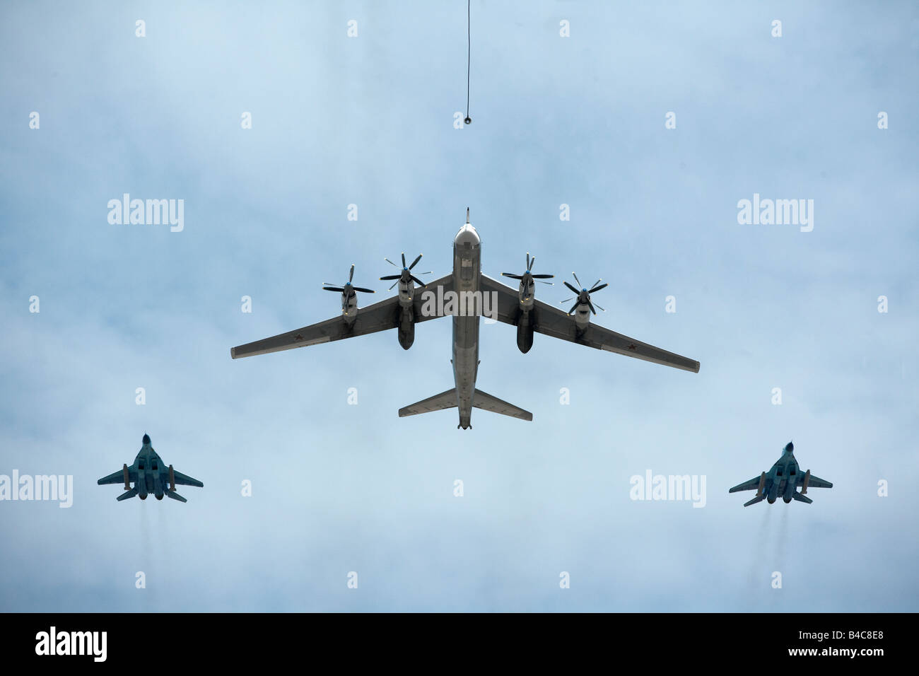 Esercito Russo in mostra il velivolo in la Giornata della Vittoria Parade, Mosca Russia Foto Stock