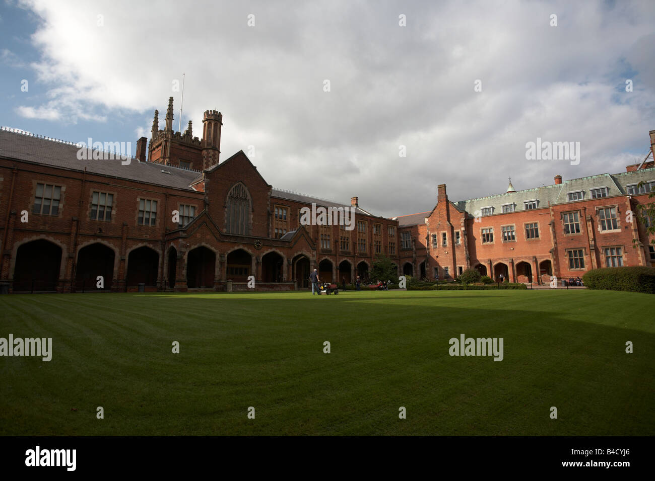 La Queens University di Belfast Lanyon building belfast city centre Irlanda del Nord Regno Unito Foto Stock