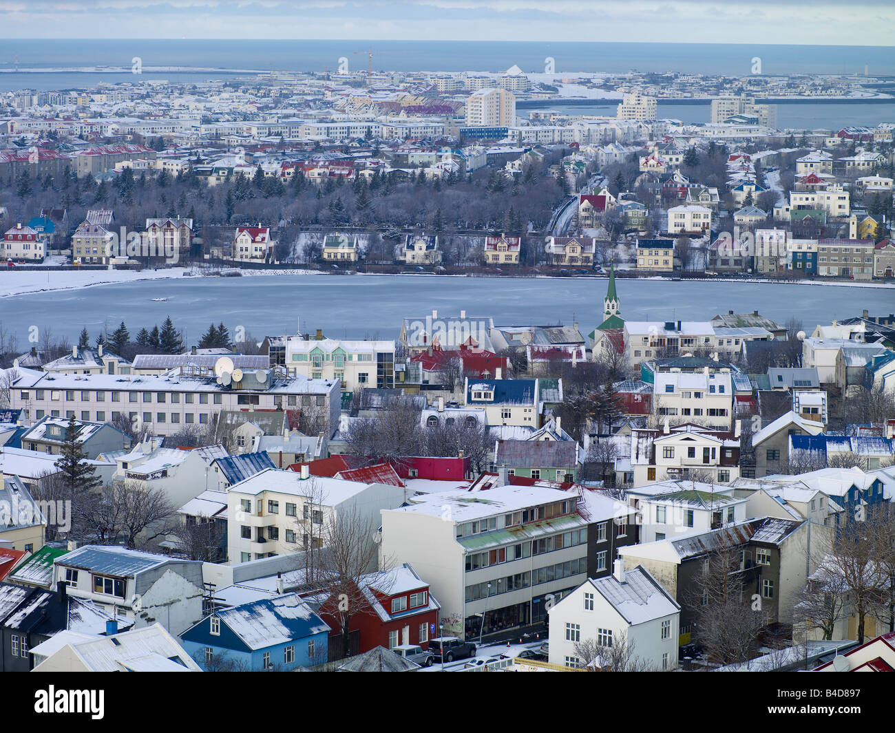 Coperta di neve Reykjavik, Islanda Foto Stock