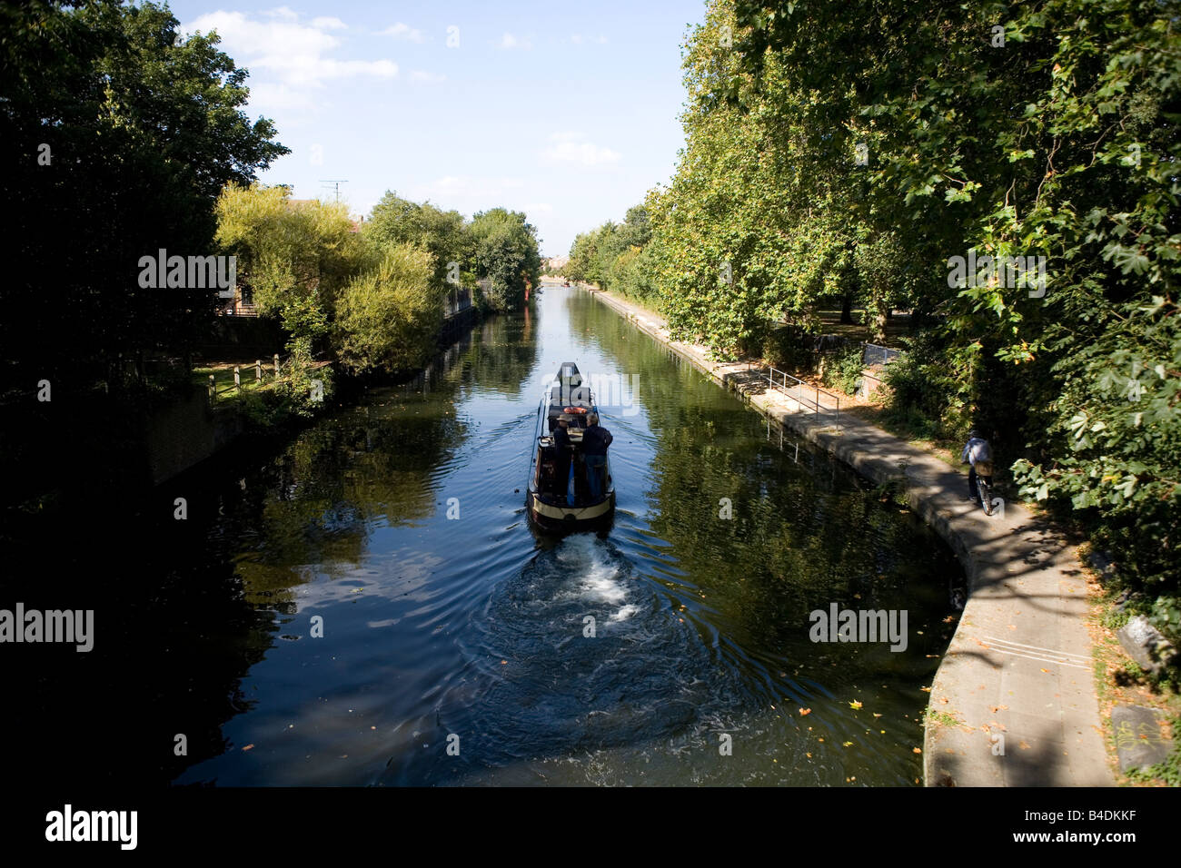 Barge sul Regents Canal, a est di Londra Foto Stock