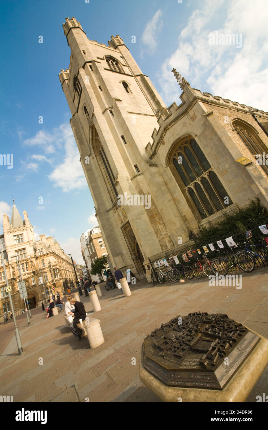 Mappa di Cambridge e St Marys Chiesa, 'Kings Parade', Cambridge Inghilterra England Foto Stock