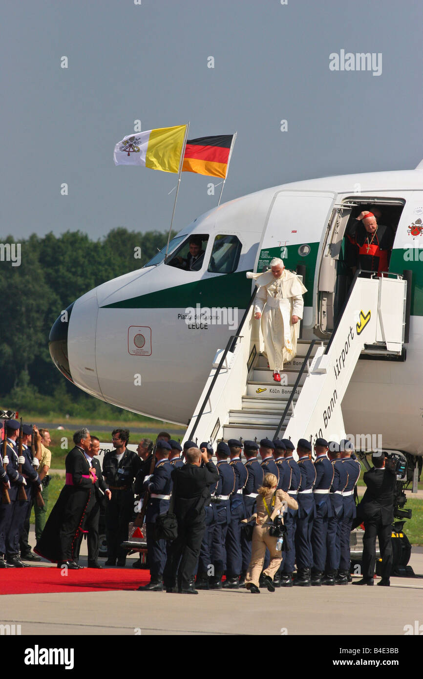 Papa Benedetto XVI durante la sua visita a Colonia, Germania Foto Stock