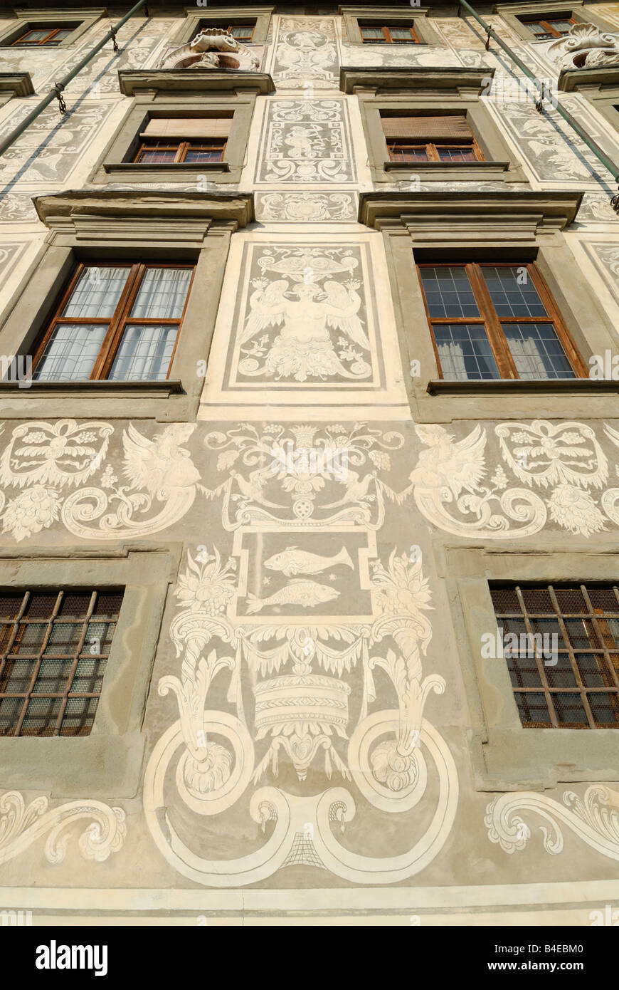 Pisa Italia Palazzo della Carovana dei Cavalieri aka La Scuola Normale Superiore la facciata decorata da Vasari Foto Stock