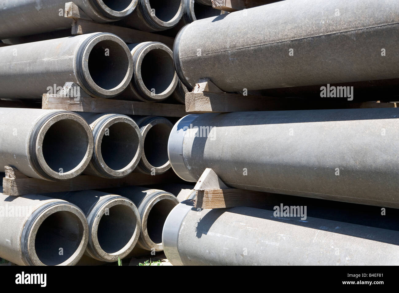 Costruzione,, tubi, acqua, acqua, tubi, la metropolitana, Bere, bere acqua, molti,, impilati,,, Pila,,, impilati, rotondo Foto Stock