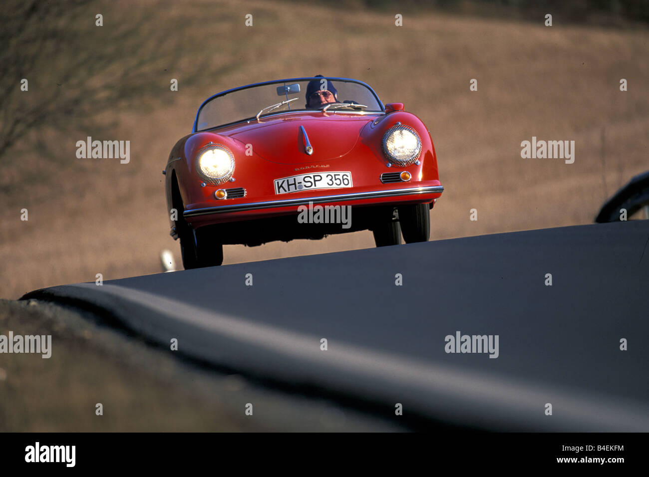 Auto, Porsche 356 Carrera una Speedster, anno modello 1955-1958, cabriolet, rosso, capote aperta, auto d'epoca, anni cinquanta anni cinquanta Foto Stock