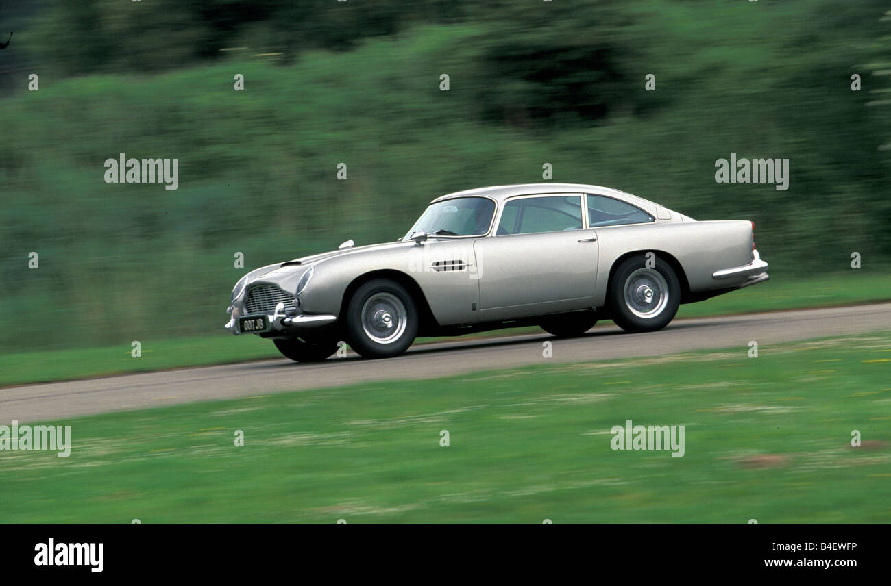 Aston Martin DB5 2017, anno modello 1963-1965, noto dal film di James Bond Goldfinger Foto Stock