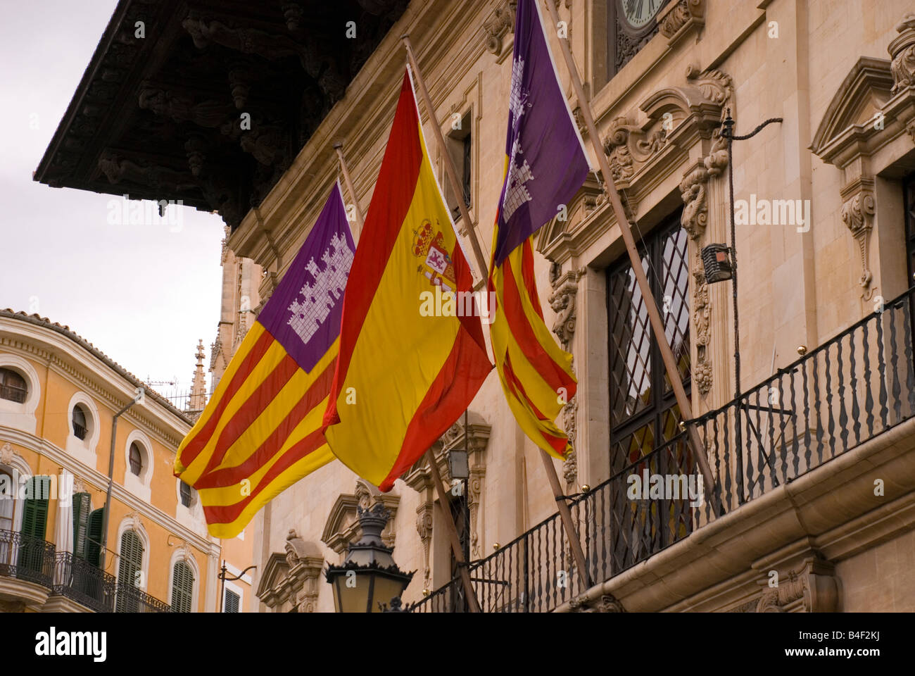 Bandiere catalano, dimostrazione Promozione della lingua catalana nelle  Isole Baleari, Palma di Maiorca, SPAGNA Foto stock - Alamy