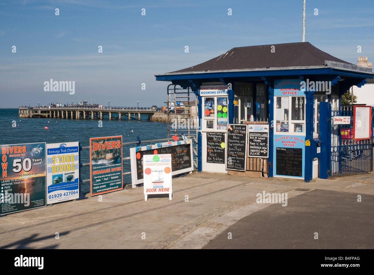 L'ingresso a Swanage pier, Dorset, England, Regno Unito Foto Stock