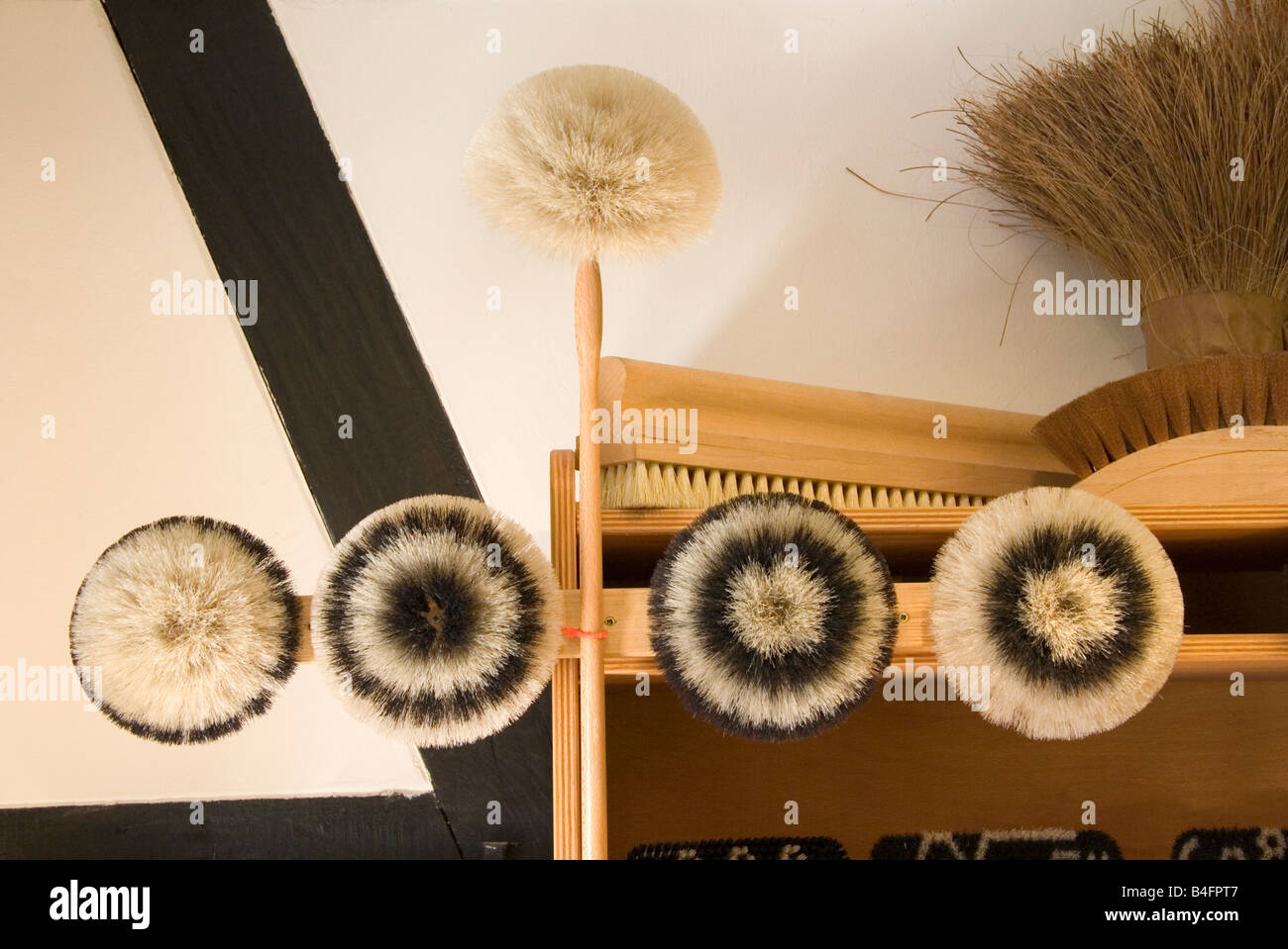 Officina di un brushmaker antico artigianato Foto Stock
