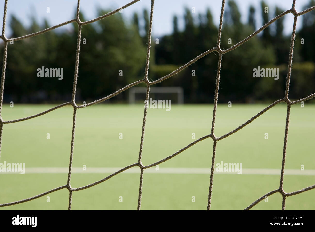 Un obiettivo di calcio post net, close-up Foto Stock