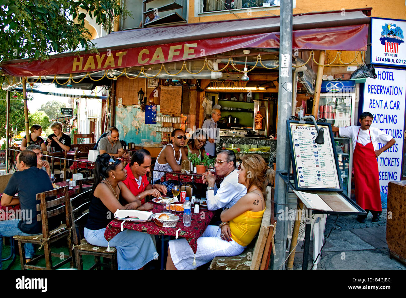 Ristorante Terrazza bar bistro cafe vicino alla Moschea Blu Arasata Bazaar Foto Stock