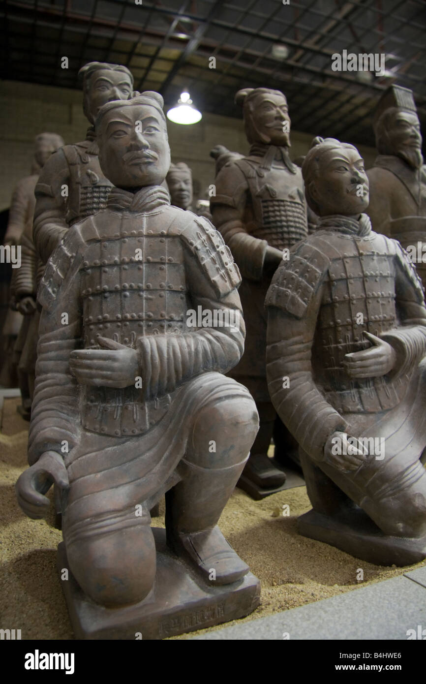 Repliche dei Guerrieri di terracotta , Xian , Cina Foto Stock