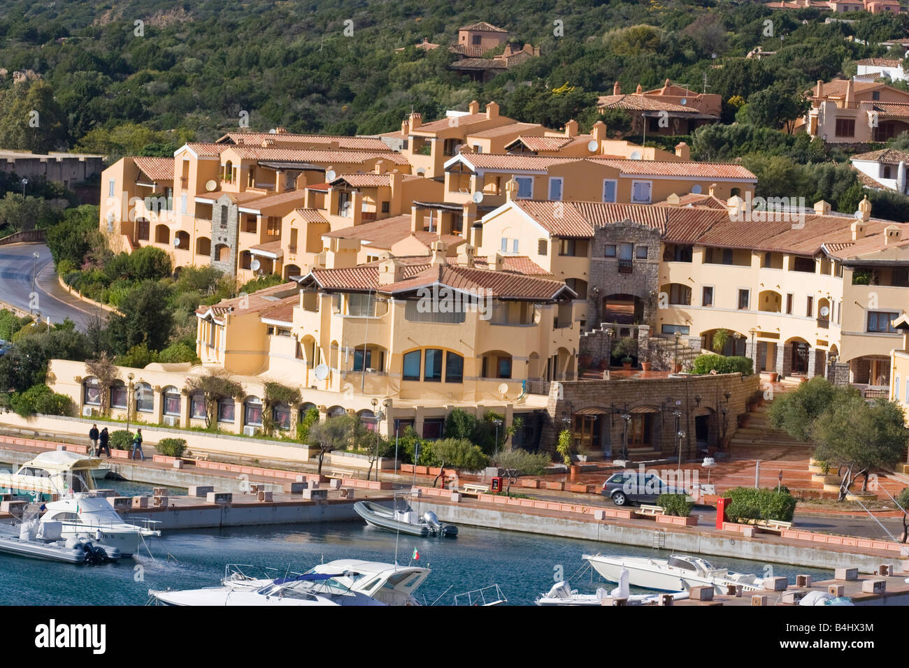 Un hotel turistico di Porto Cervo e la Costa Smeralda, Sardegna, Italia. Foto Stock