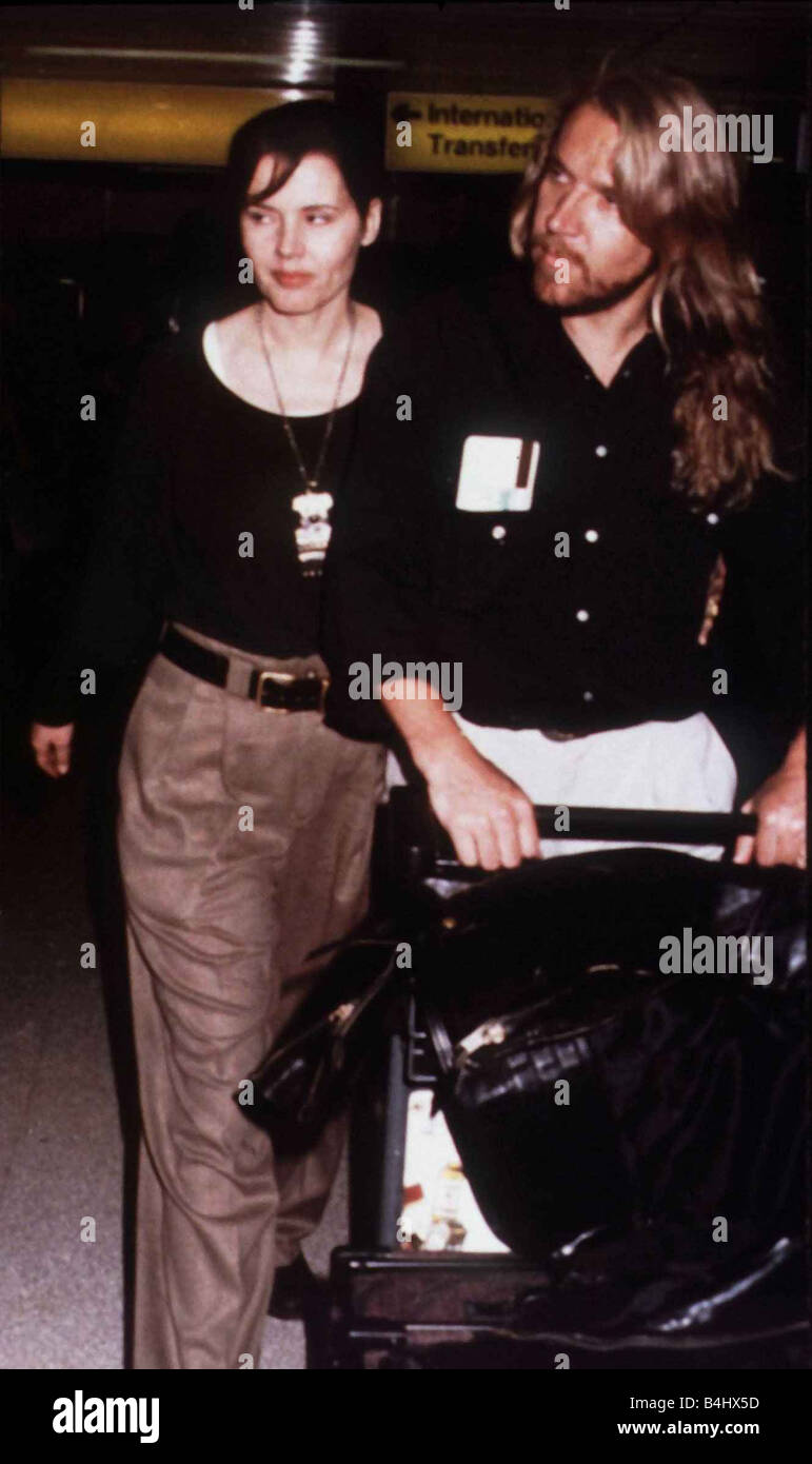 Geena pagina Davis attrice statunitense con il fidanzato Renny Harlin 1994 Foto Stock