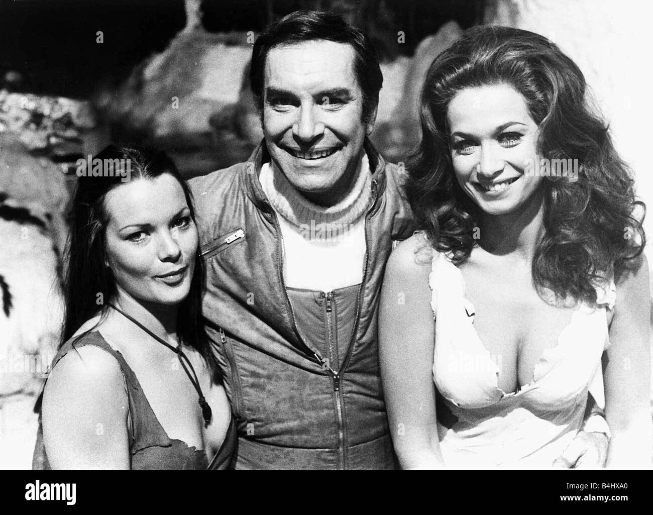 Martin Landau attore americano con i modelli 1974 Foto Stock