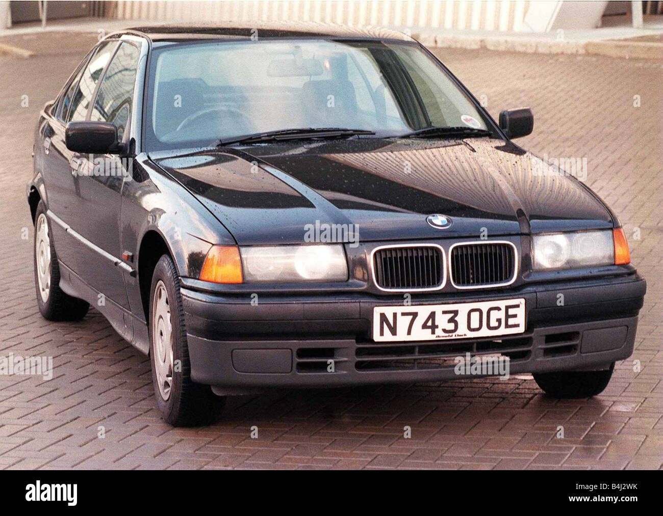 Di seconda mano BMW serie 3 Ottobre 1998 Tre quarti view Foto Stock