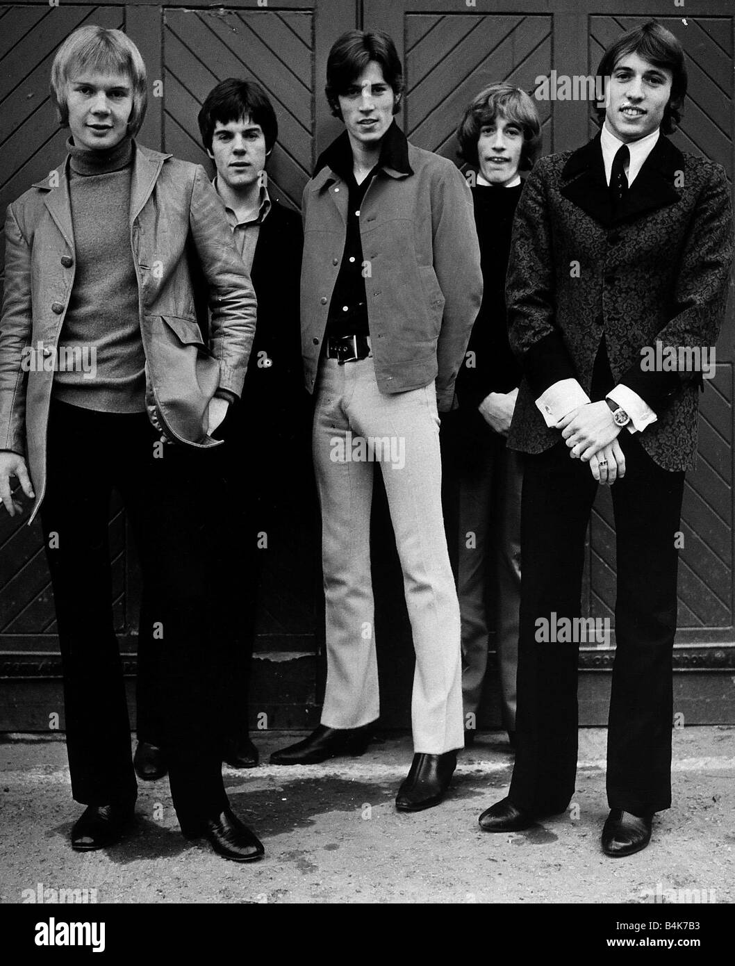 Bee Gees gruppo pop da sinistra a destra Vince Melouney Colin Peterson Barry Gibb Robin Gibb Maurice Gibb dbase msi Foto Stock