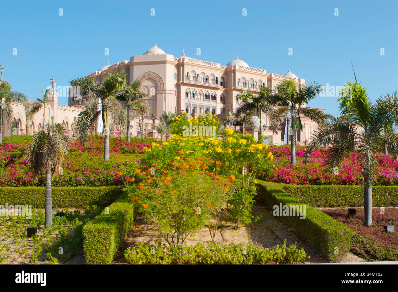 Giardini di Emirates Palace Abu Dhabi Emirati arabi uniti Foto Stock