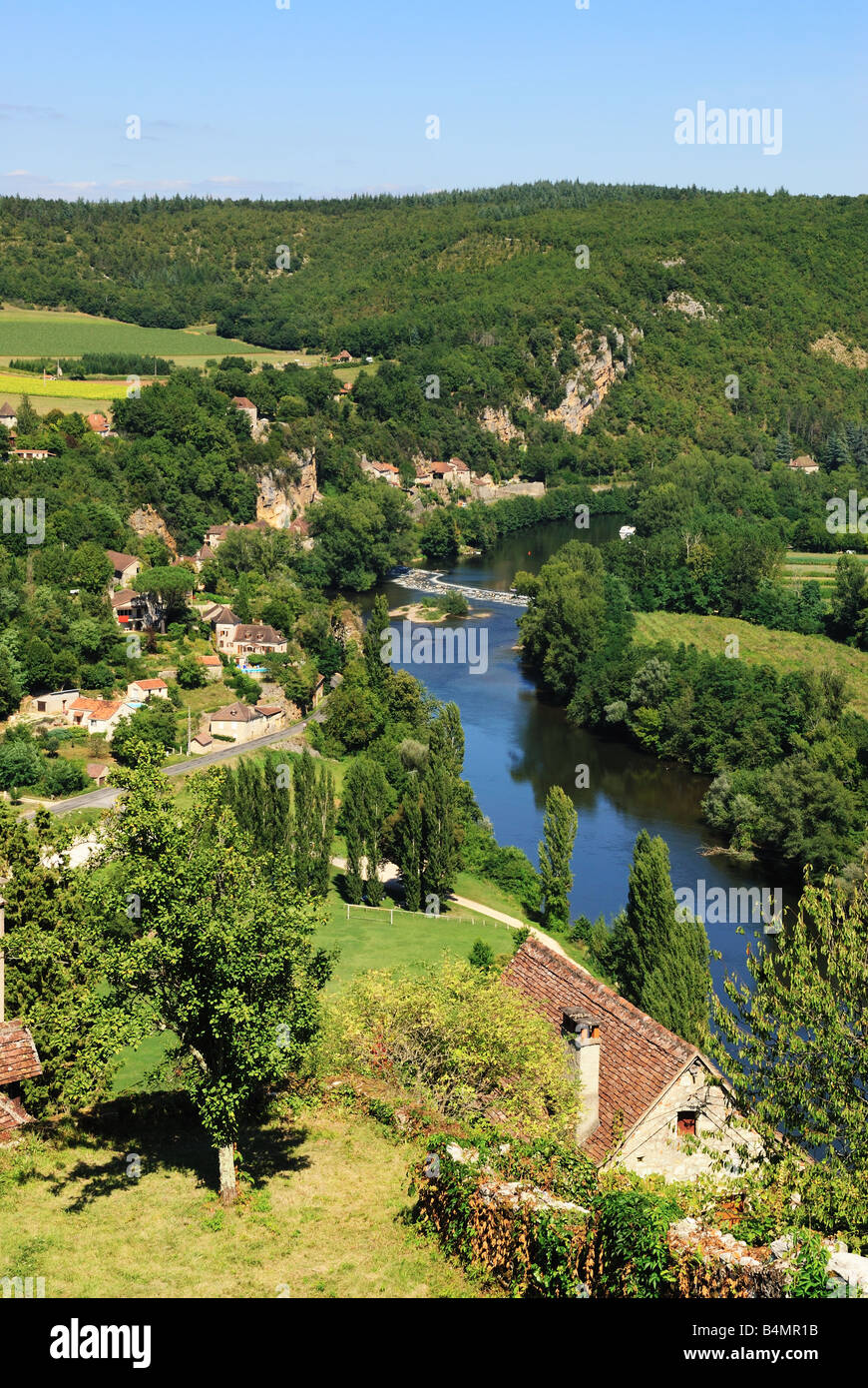 Vista del fiume Lot da Saint Cirq Lapopie, Midi Pyrénées, Lot, Francia Foto Stock