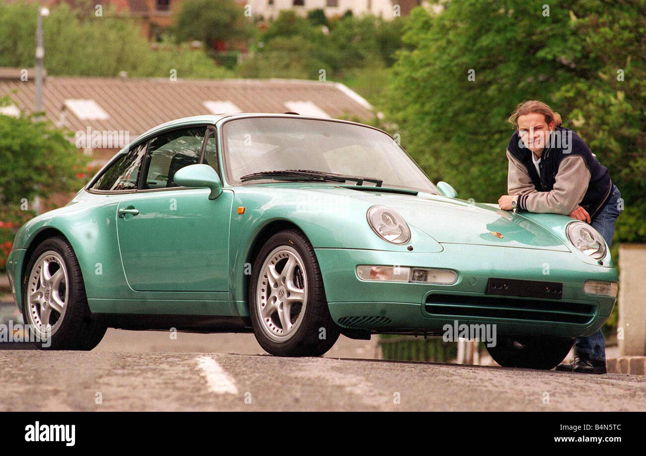 Attore Simon Weir pone la Porsche Targa auto 911 Maggio 1997 Foto Stock