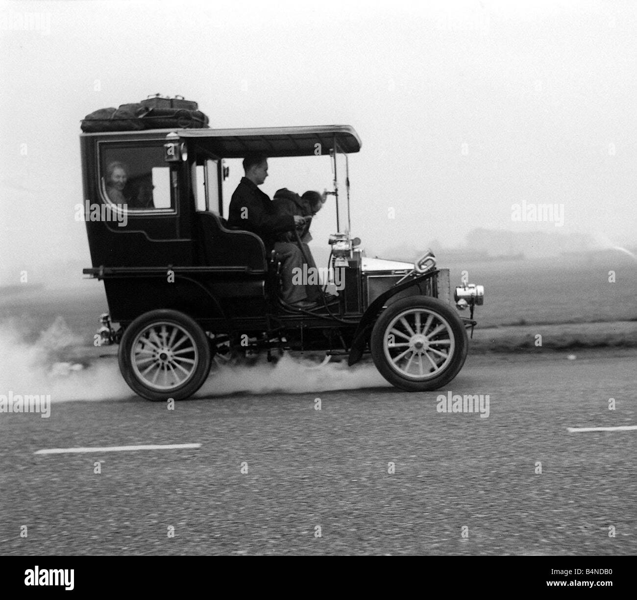 Londra a Brighton auto d'epoca, eseguire Novembre 1955 Foto Stock