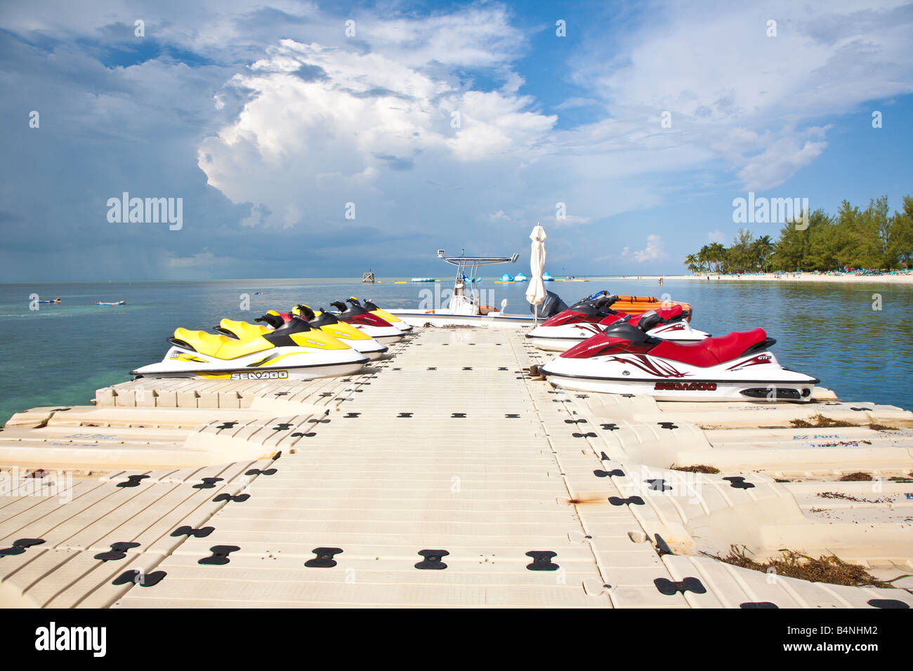 Jet ski dock sul Coco Cay isola in Bahamas Foto Stock