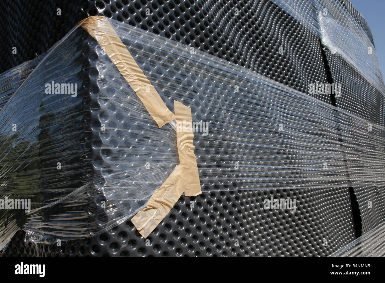 Restauro dei Monumenti in plastica con il nastro di copertura Foto Stock