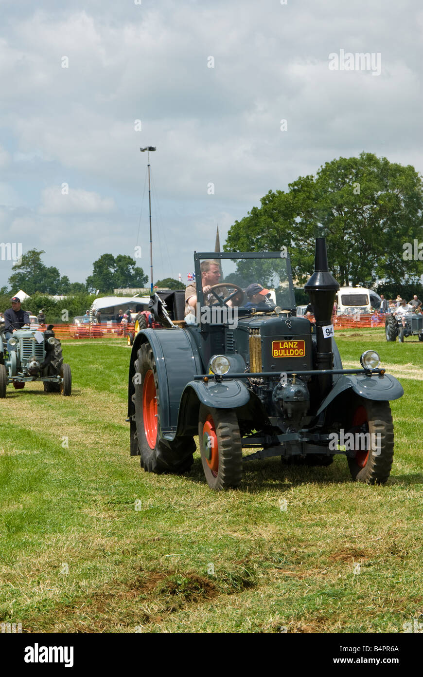 Un restaurato Lanz Bulldog vintage trattore a Bloxham veicolo vintage show. Regno Unito Foto Stock