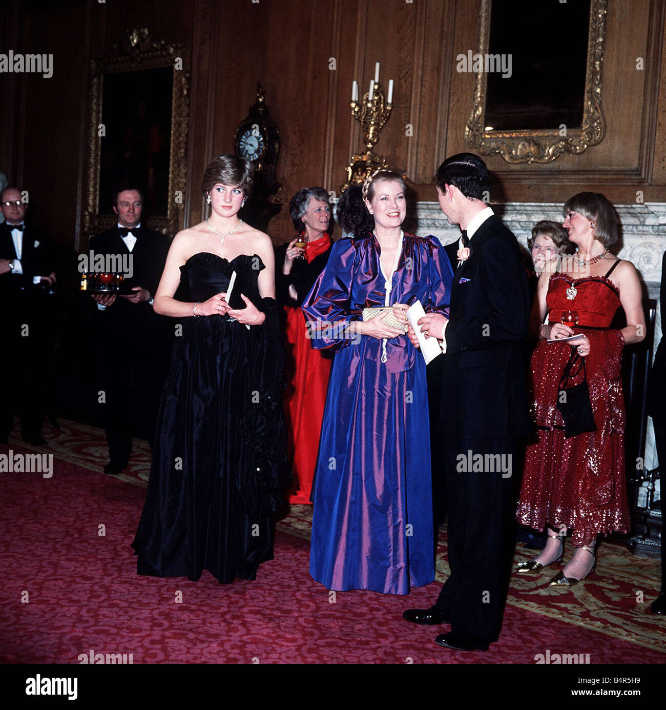 La principessa Diana con il Principe Carlo la Principessa Grace 1981 di Monaco a Goldsmith Hall per un concerto in aiuto della Royal Opera House Foto Stock