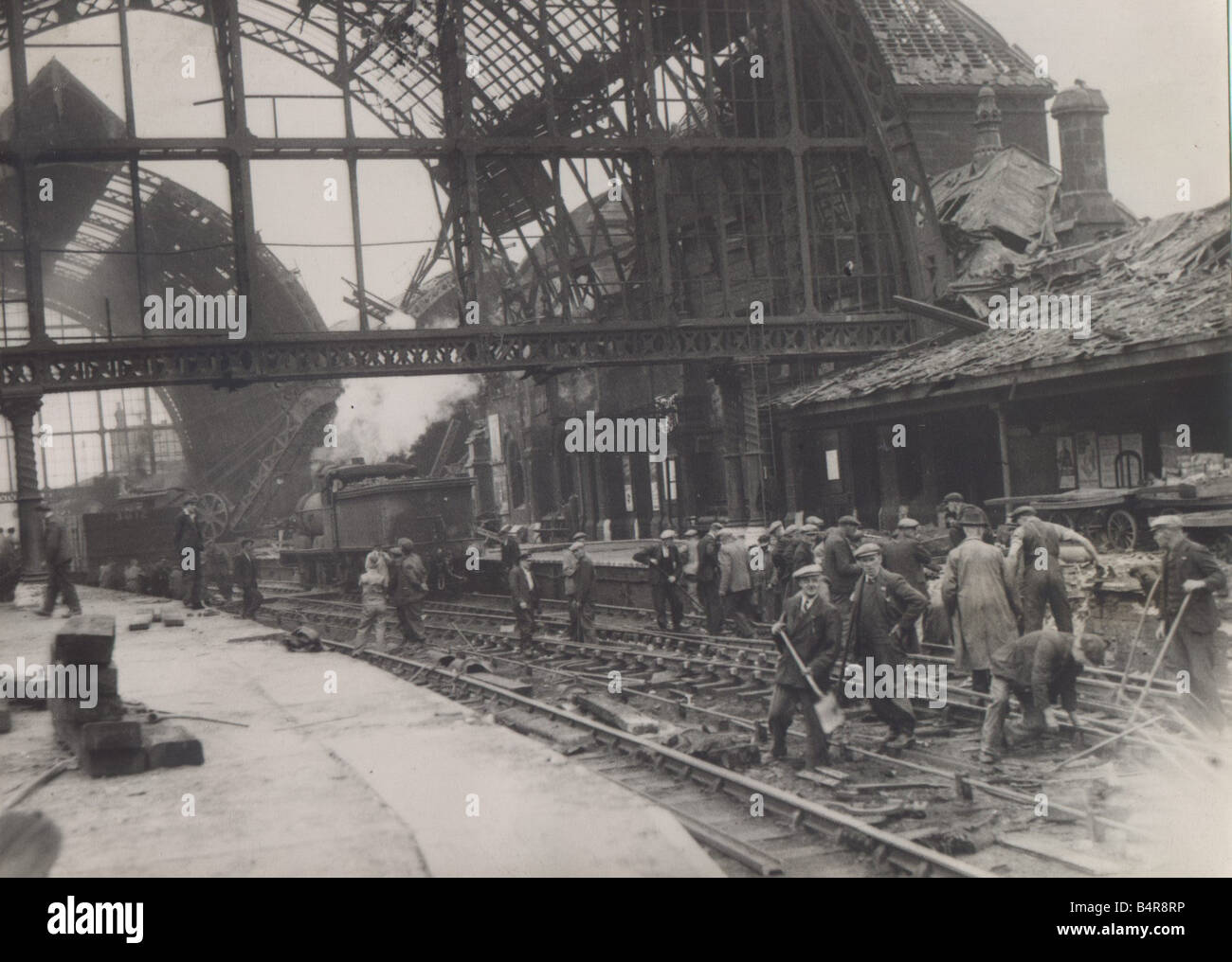 Raid aereo scene sulla stazione di Middlesbrough 4 Novembre 1942 Foto Stock