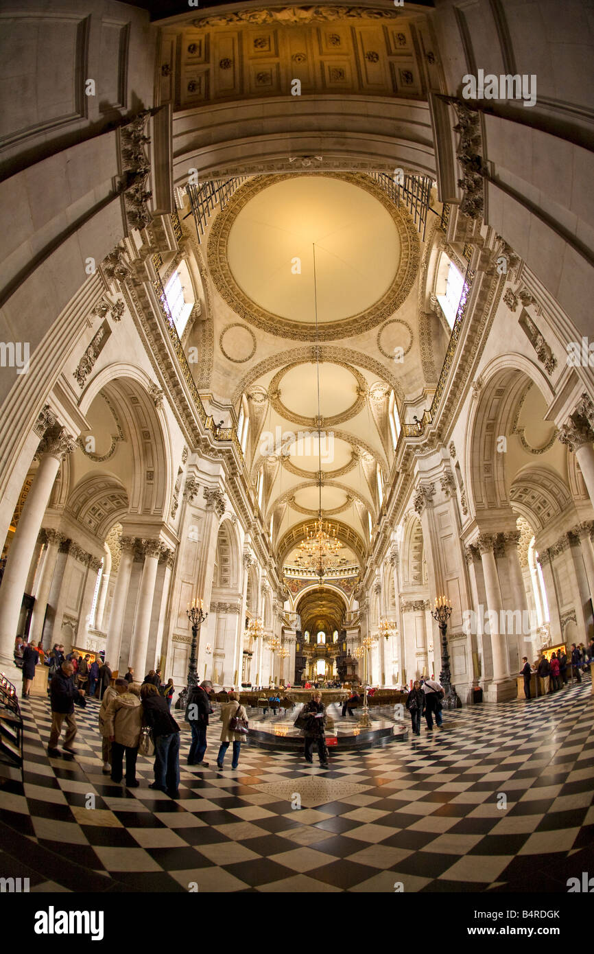 St Pauls Cathedral interior Londra Inghilterra Regno Unito Regno Unito GB Gran Bretagna Isole Britanniche Europa UE Foto Stock