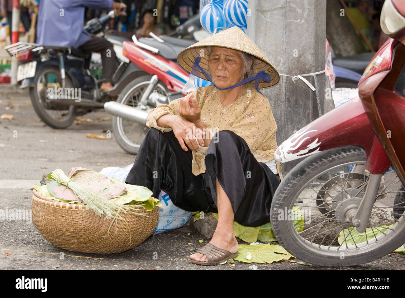 Hawker Hanoi Vietnam Foto Stock