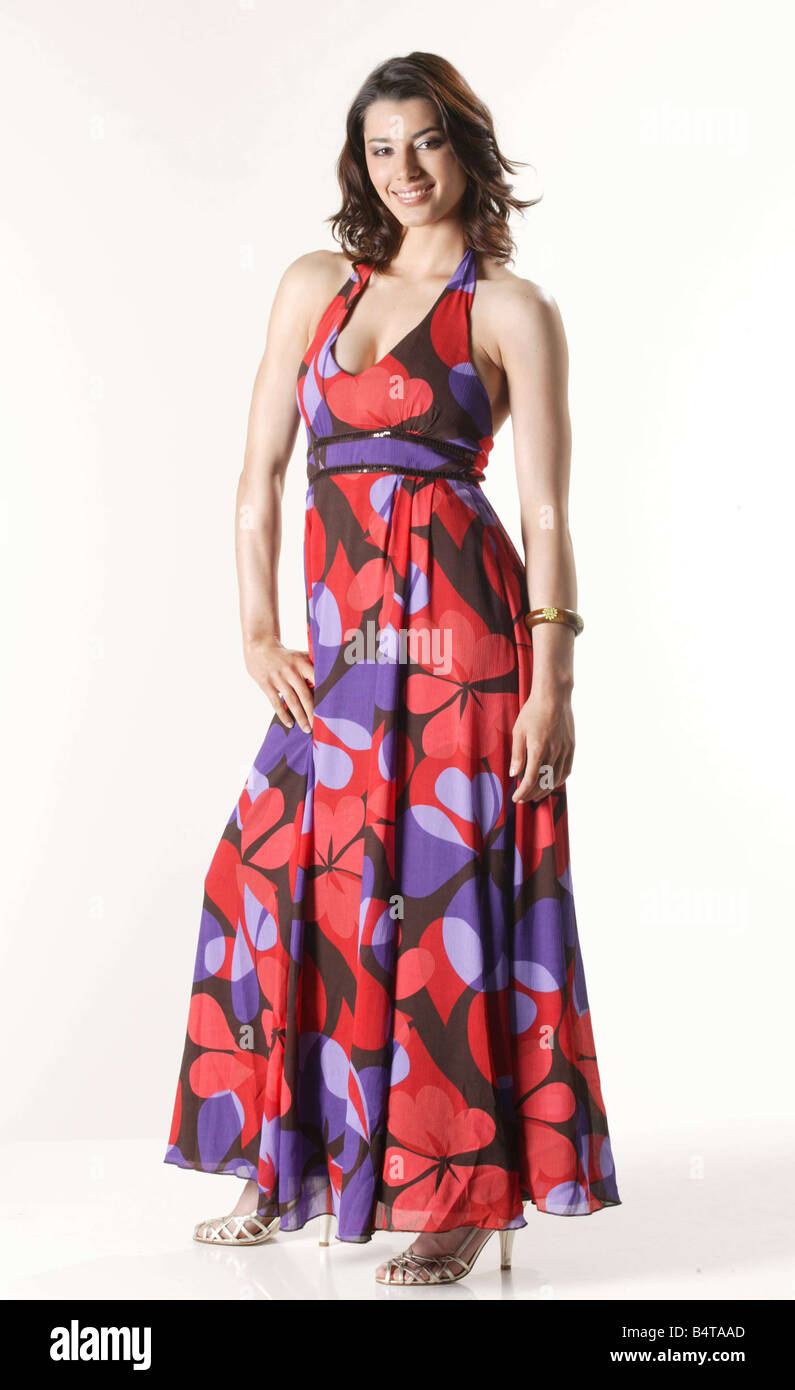 Moda estiva 2006 viola a piena lunghezza abito dal nuovo look Giugno 2006 Foto Stock