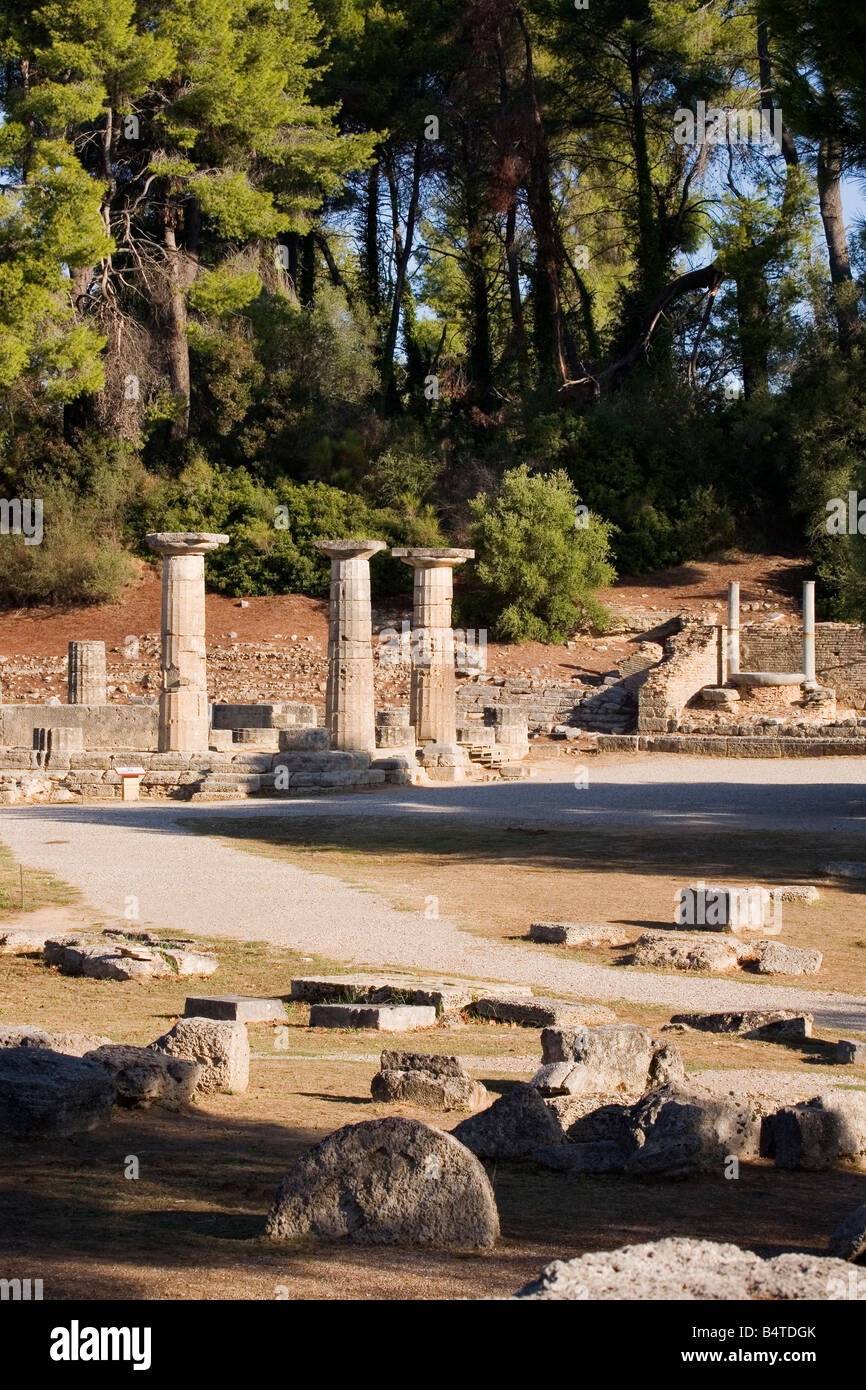 Vista di Heraion di Tempio dal Tempio di Zeus santuario di Olympia Peloponneso Grecia Foto Stock