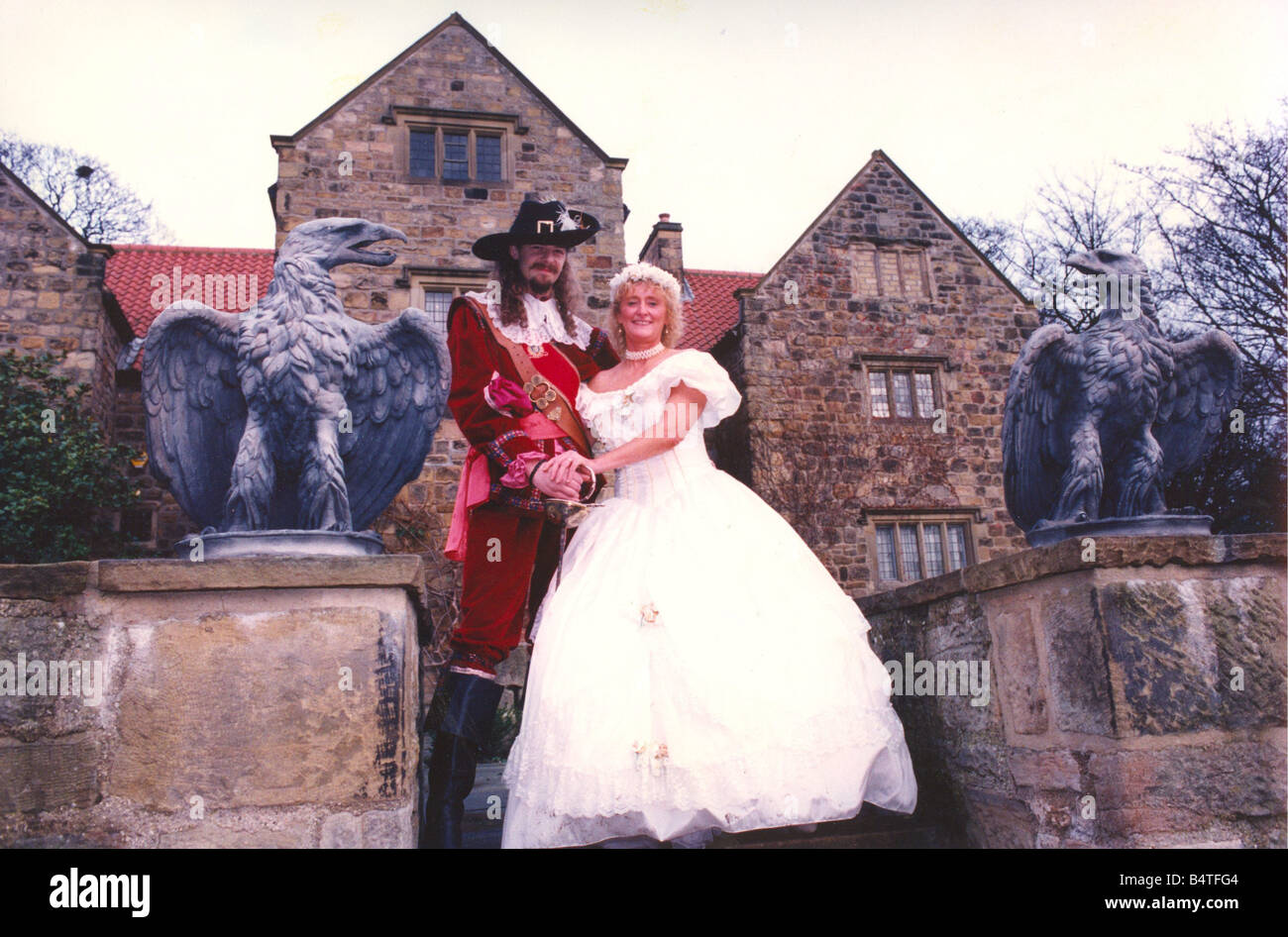 Paio di sposarsi in una guerra civile di nozze a tema Foto Stock