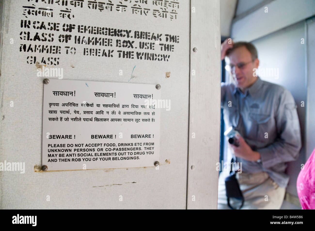 Avvertenza sulla posta in Treno, Ferrovia indiano, India Foto Stock