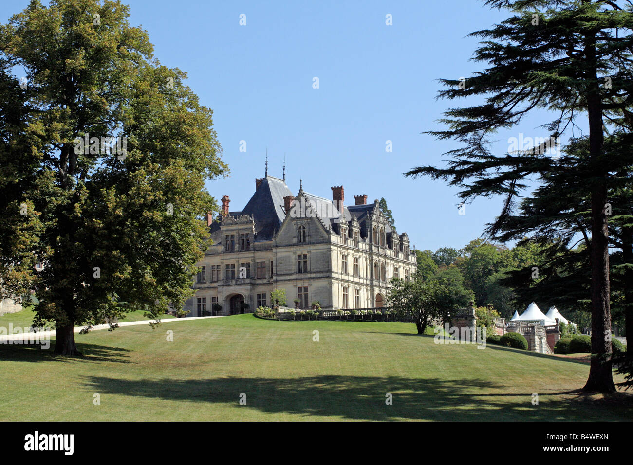 CHATEAU DE LA BOURDAISIÈRE MONTLOUIS SUR LOIRE FRANCIA Foto Stock