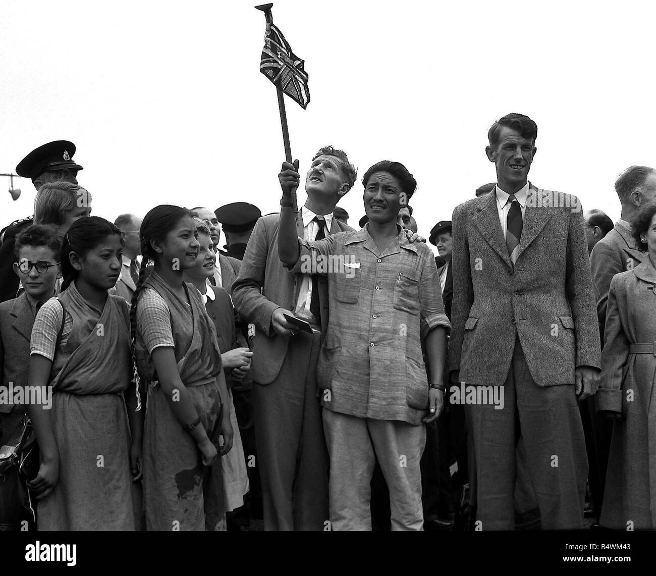Sir Edmund Hillary P alla conquista del monte Everest Lug 1953 Arrivo home Sherpa Tenzing Mirrorpix Foto Stock